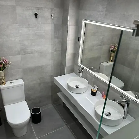 Deluxe 7pax - Cap Apartment *