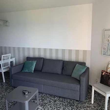 Deluxe 7pax - Cap Apartment Salou