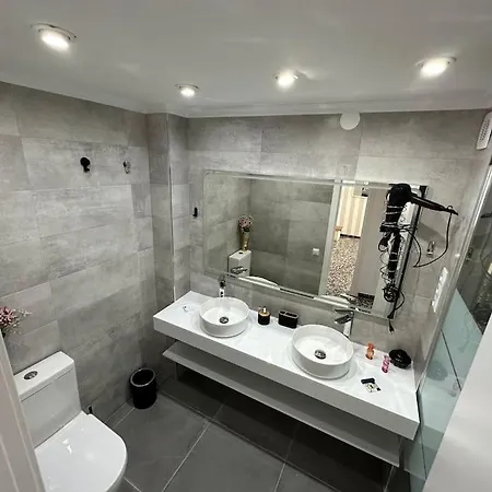 Deluxe 7pax - Cap Apartment *